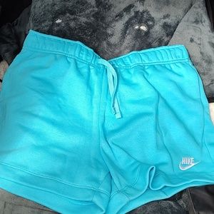 Women's Nike shorts size medium